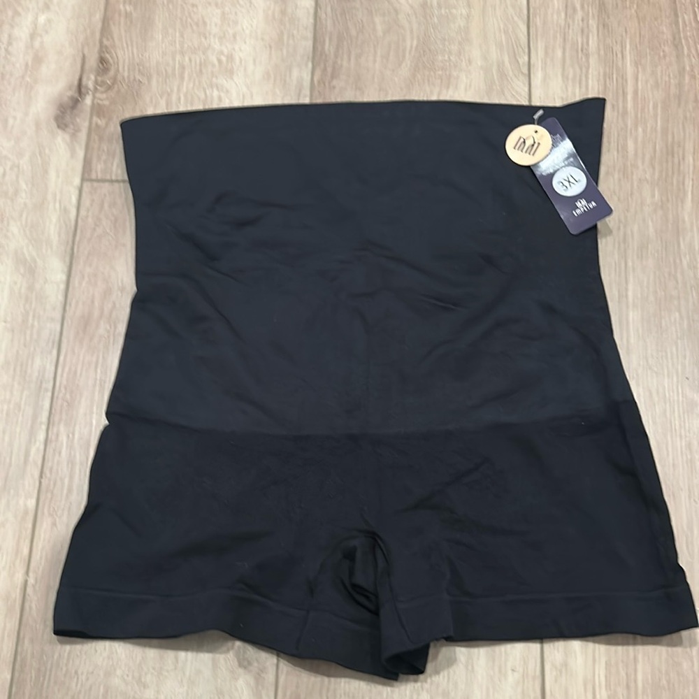 NWT Shapermint Empetua All Day Everyday High Waisted Shaper Boyshort